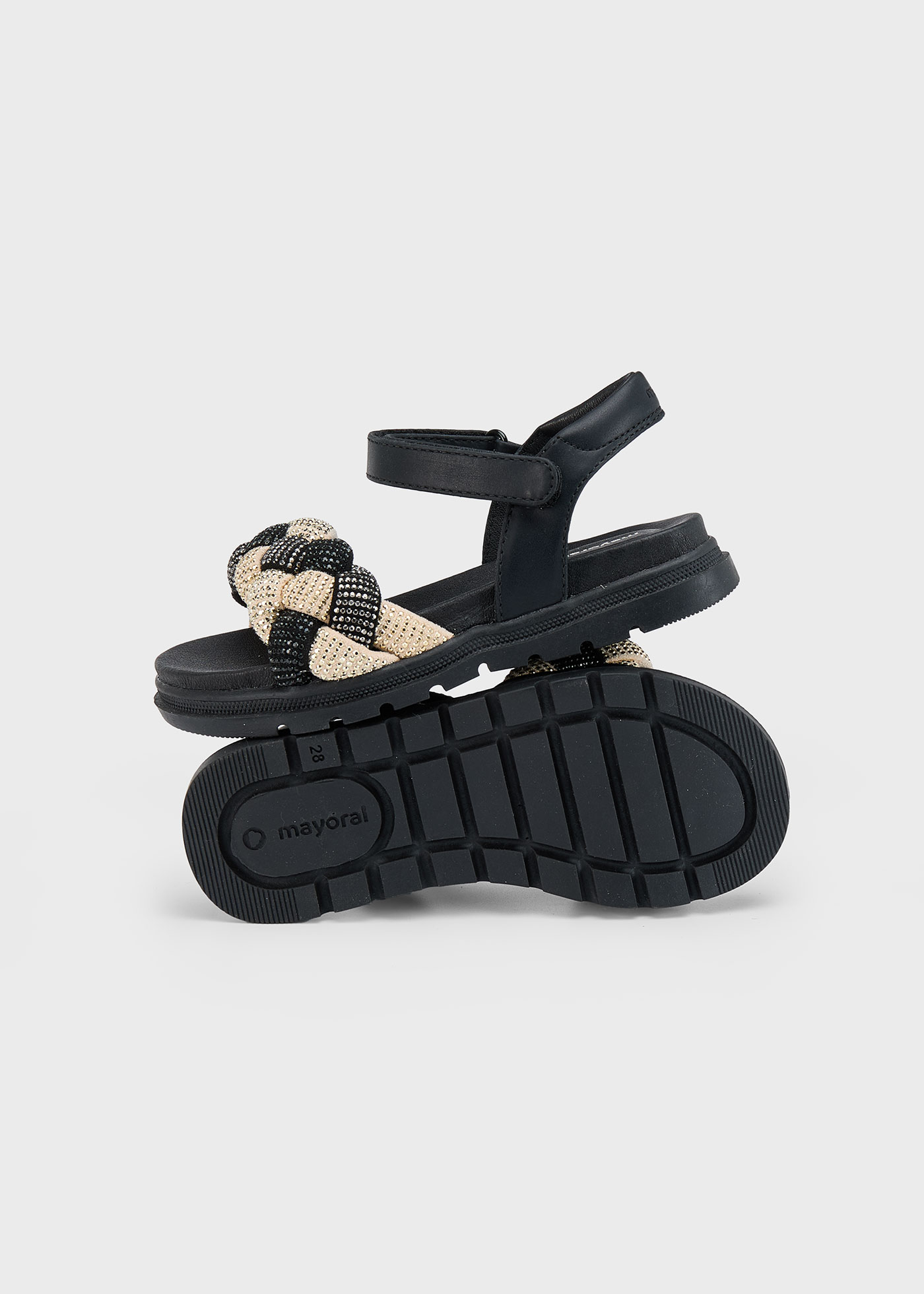 Girl decorative braided sandals