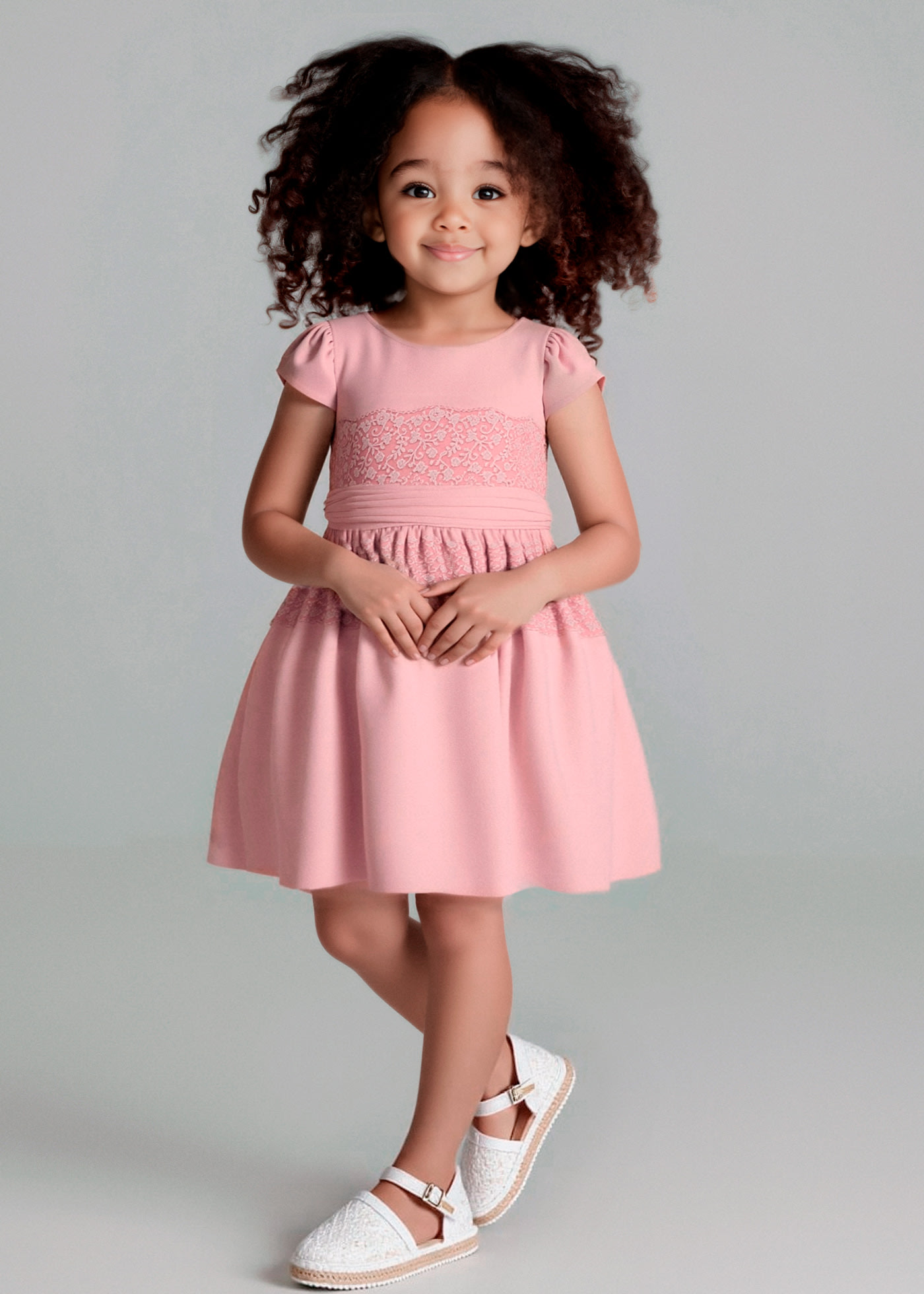 Vestito dettaglio pizzo con fusciacca bambina