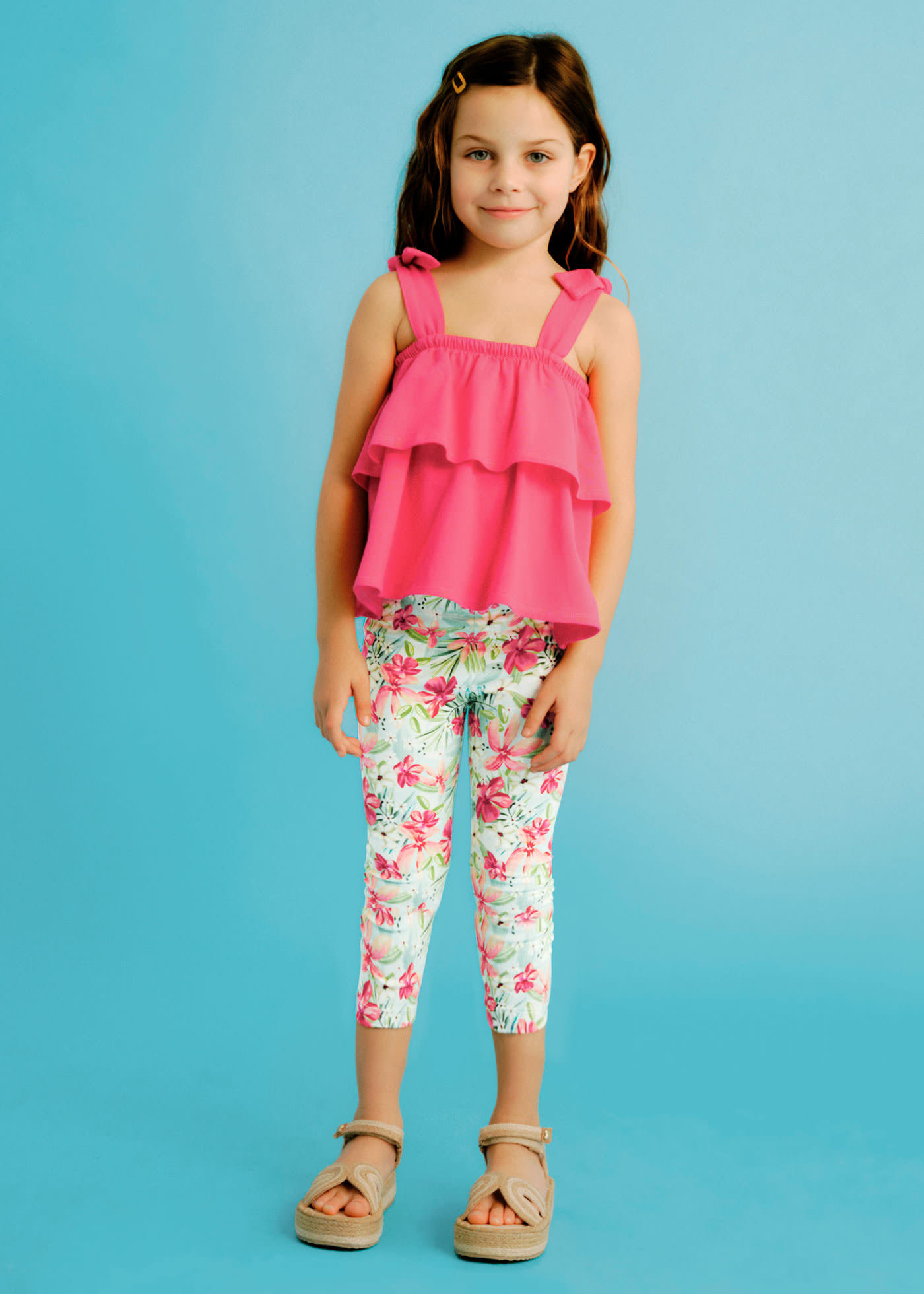 Conjunto legging pirata y camiseta volantes niña