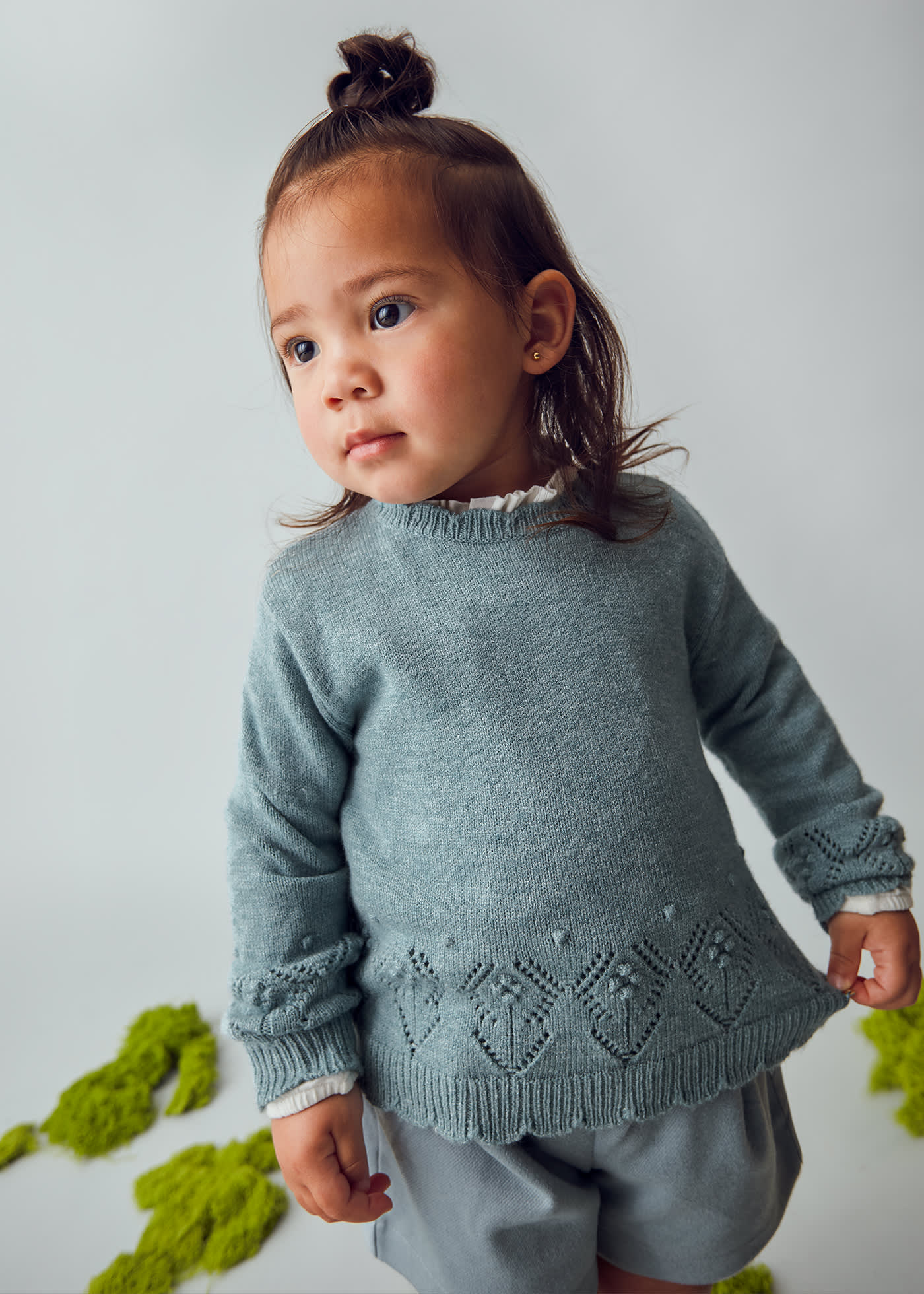 Sweter ażurowy dla niemowlęcia