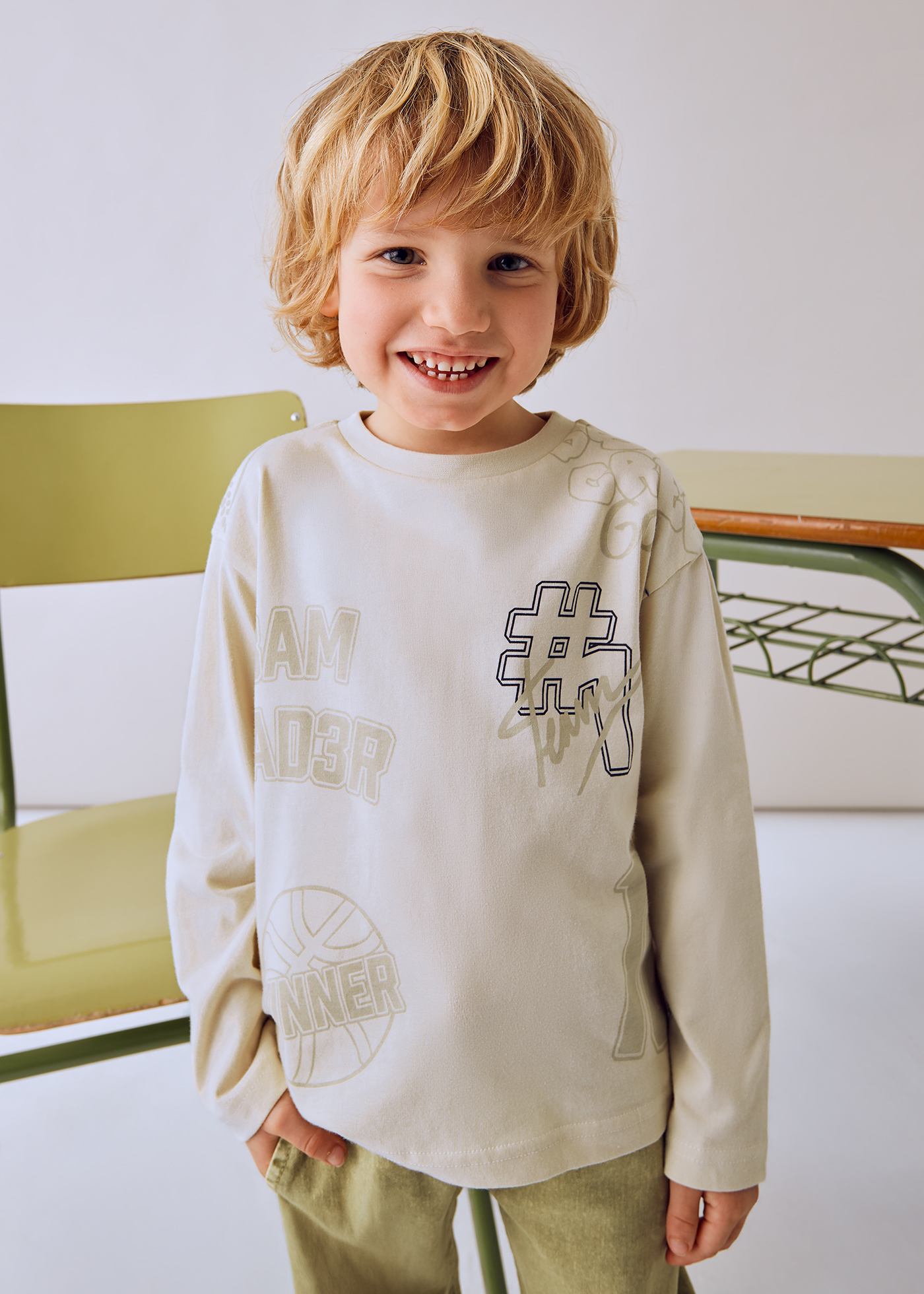 Girls long sleeved print shirt
