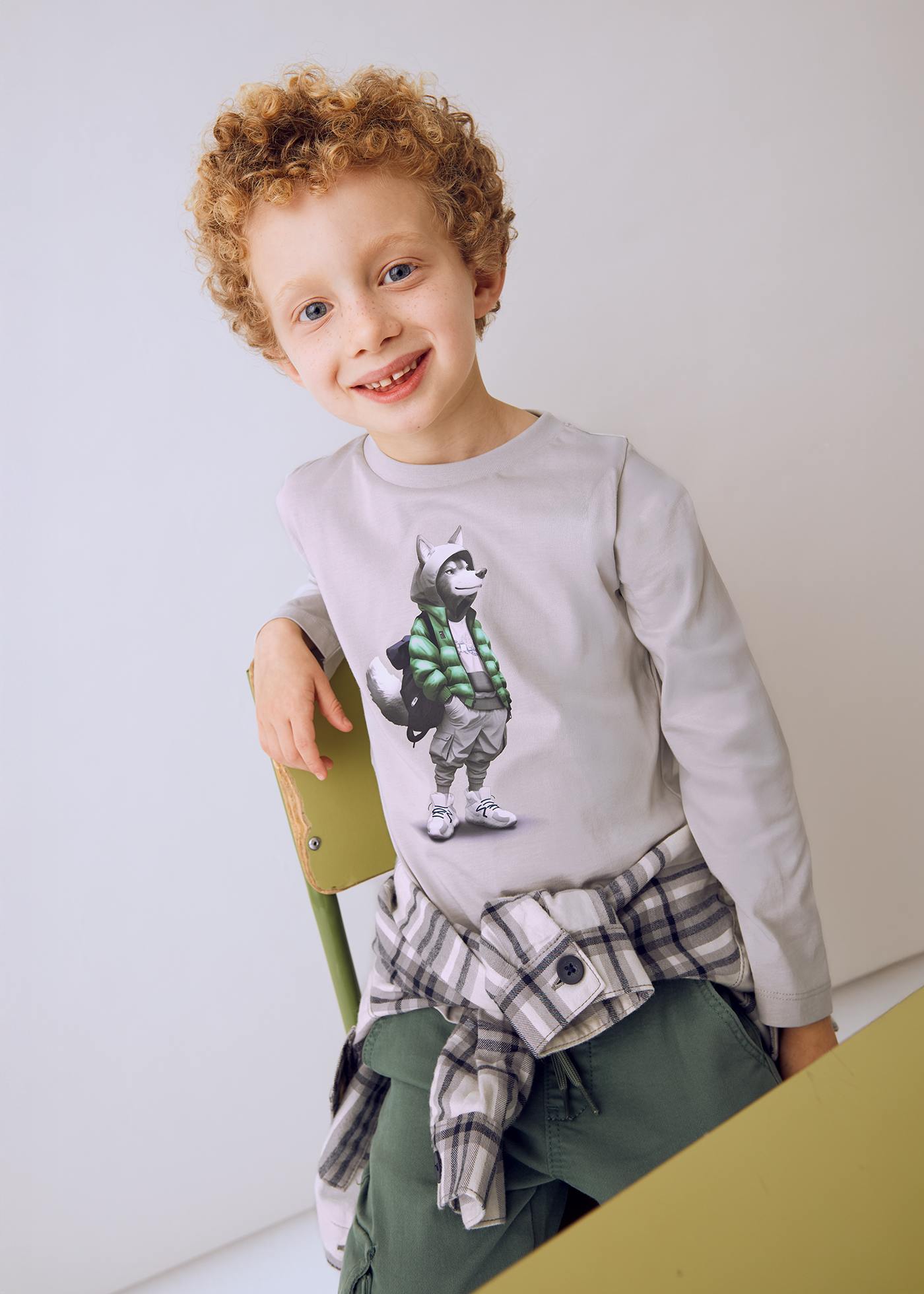 Boy interactive long sleeved t-shirt
