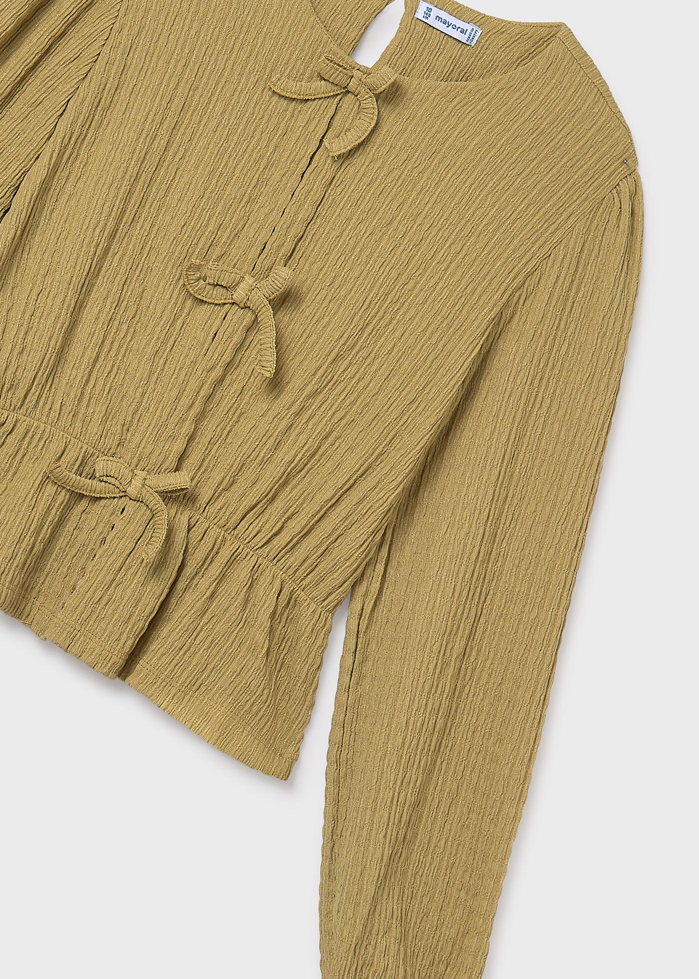 Bluza cu fundite fata