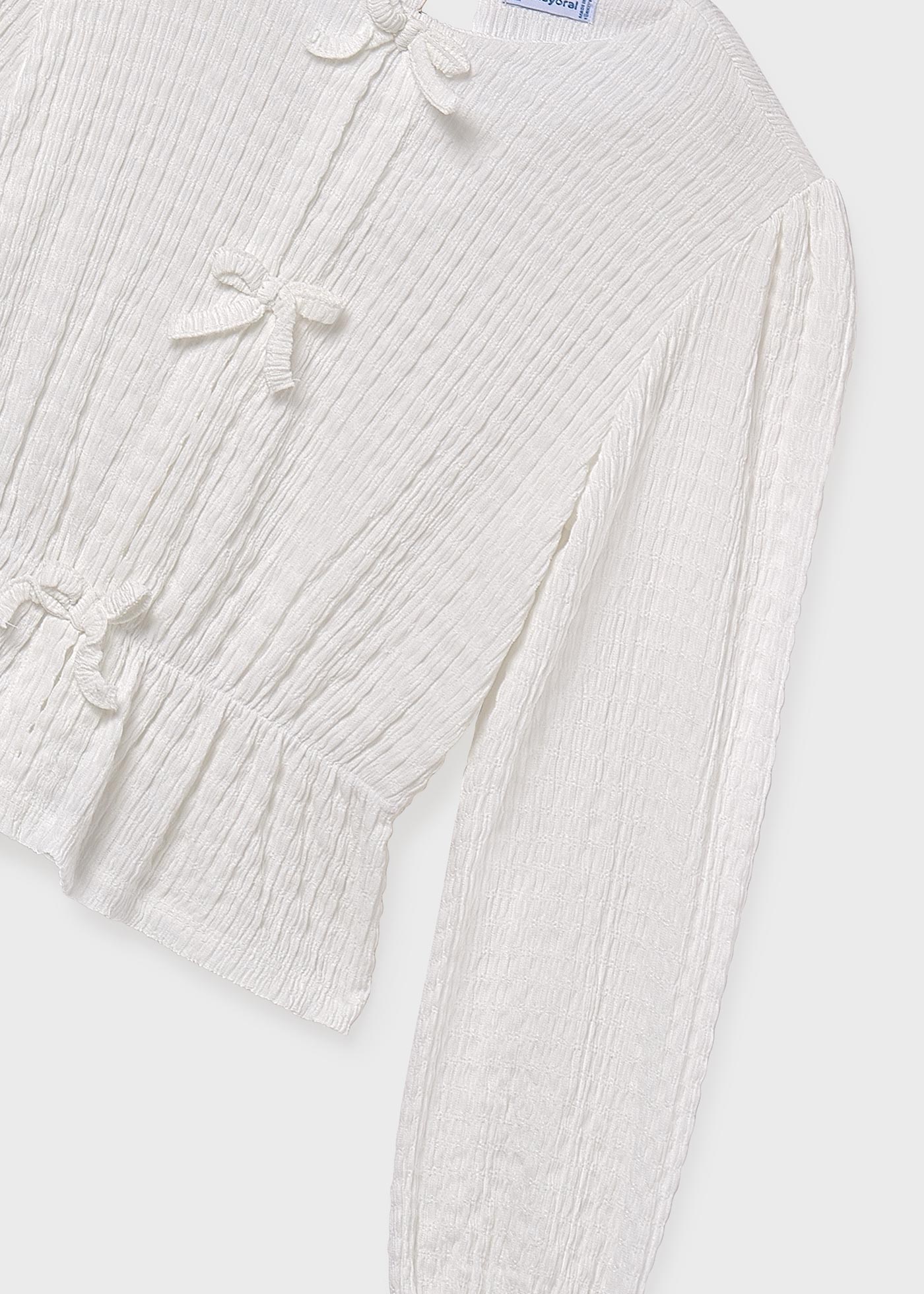 Bluza cu fundite fata