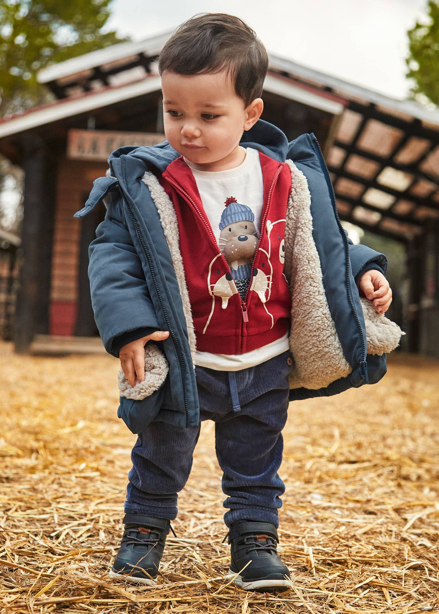 Baby corduroy trousers