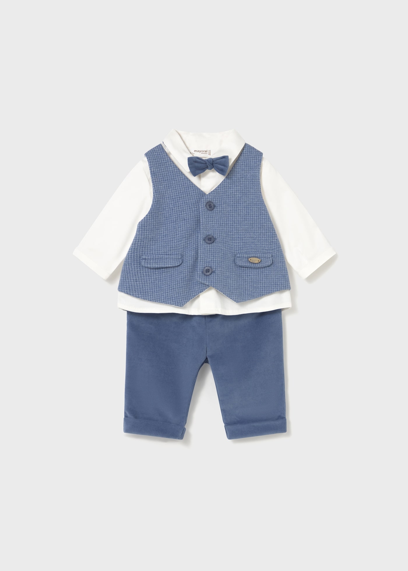 Ensemble chemise nœud papillon et pantalon nouveau-né