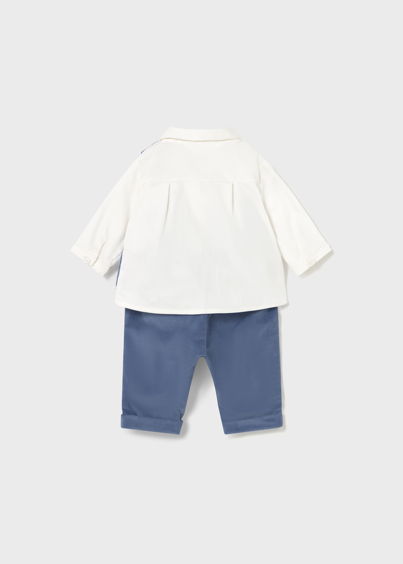 Ensemble chemise nœud papillon et pantalon nouveau-né