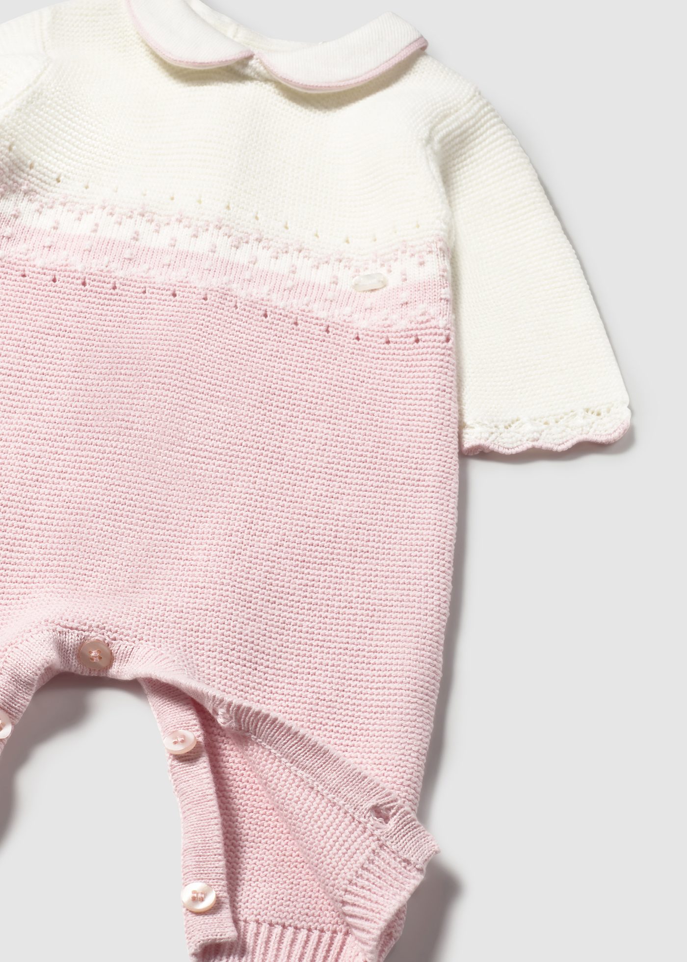 Grenouillère tricot nouveau-né