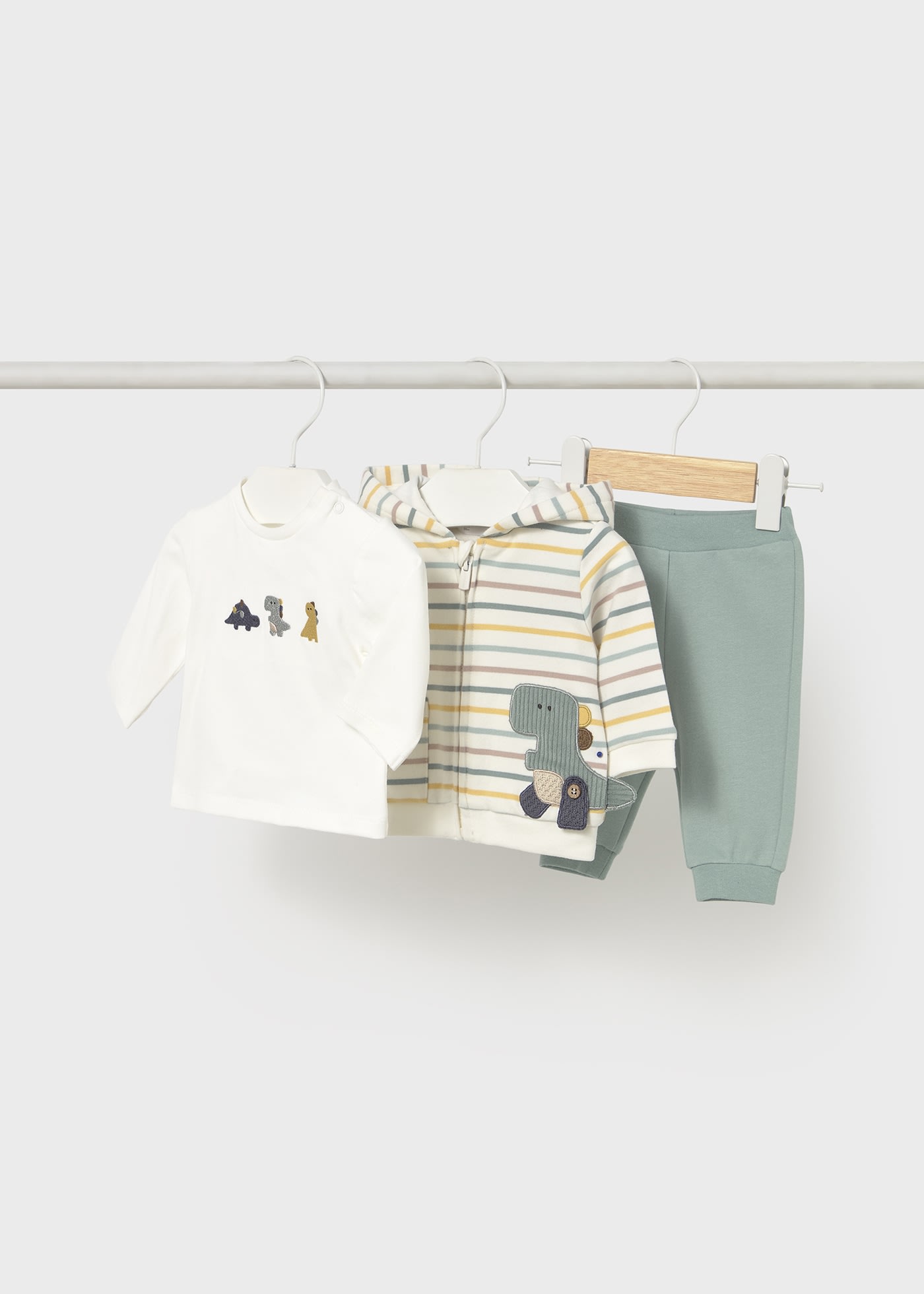 Newborn tracksuit with t-shirt