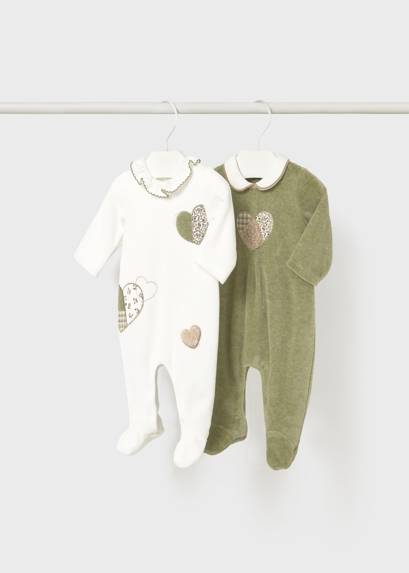 Newborn 2 set footed rompers