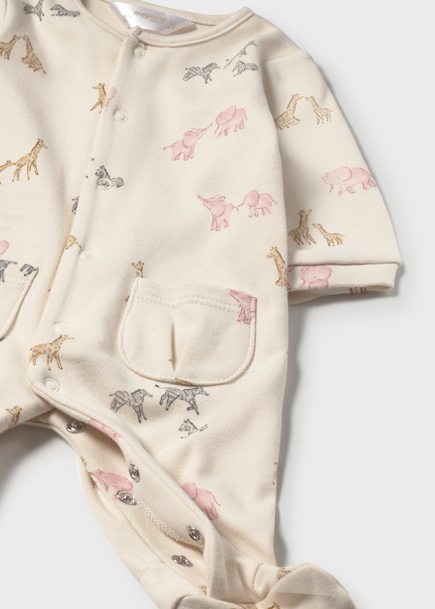 Newborn rompers with feet