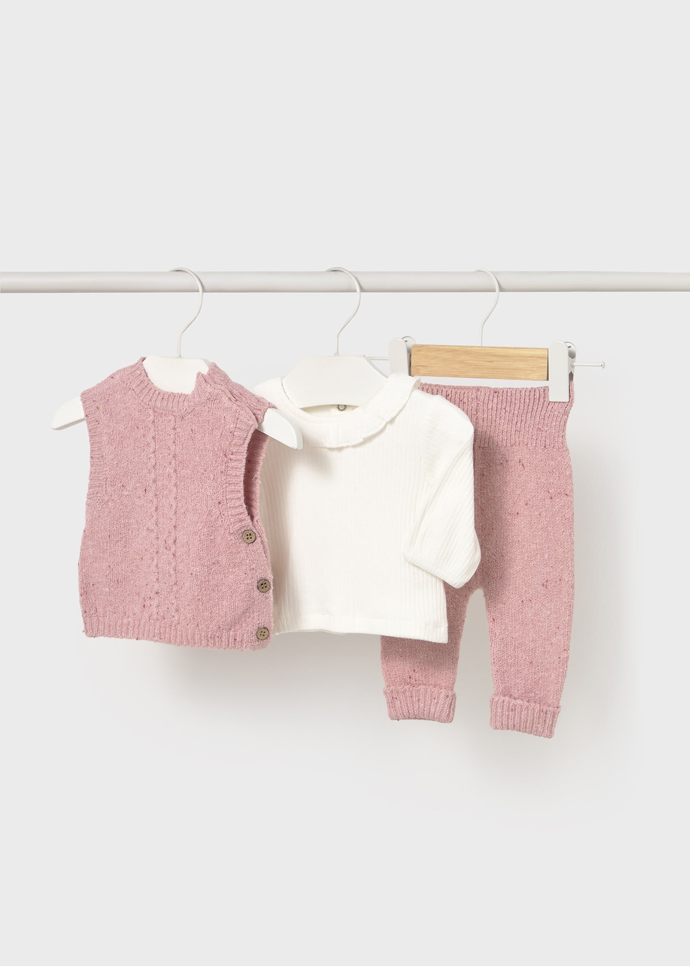Newborn 3 piece vest set