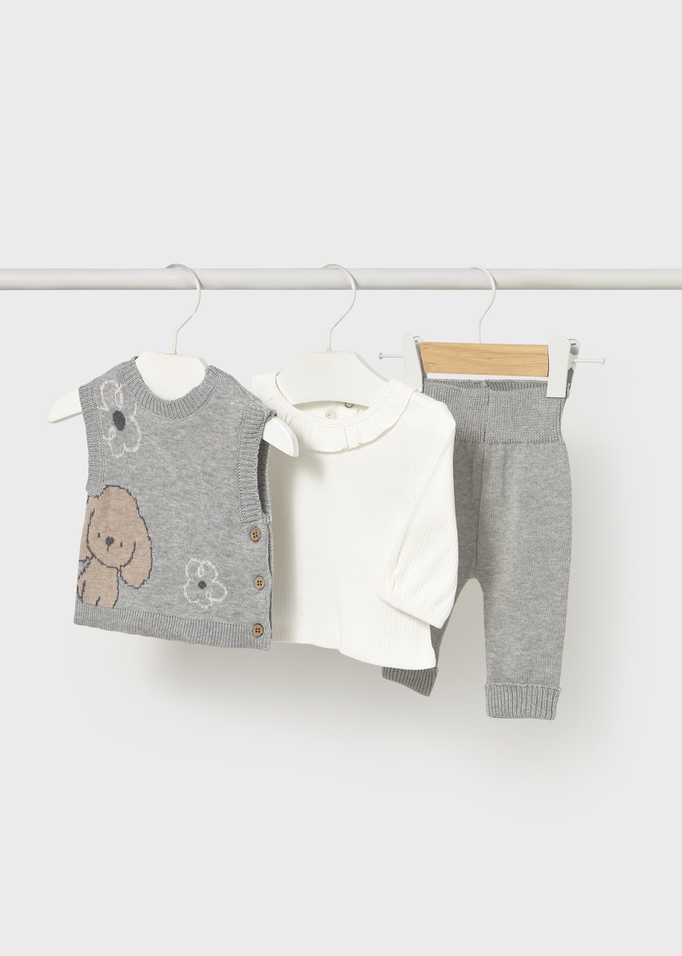 Newborn 3 piece vest set
