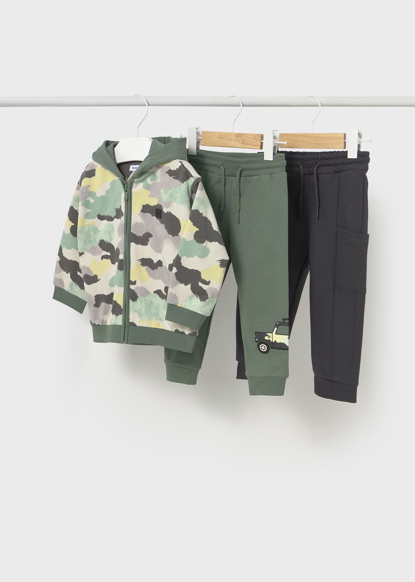 Newborn 2 trousers tracksuit set