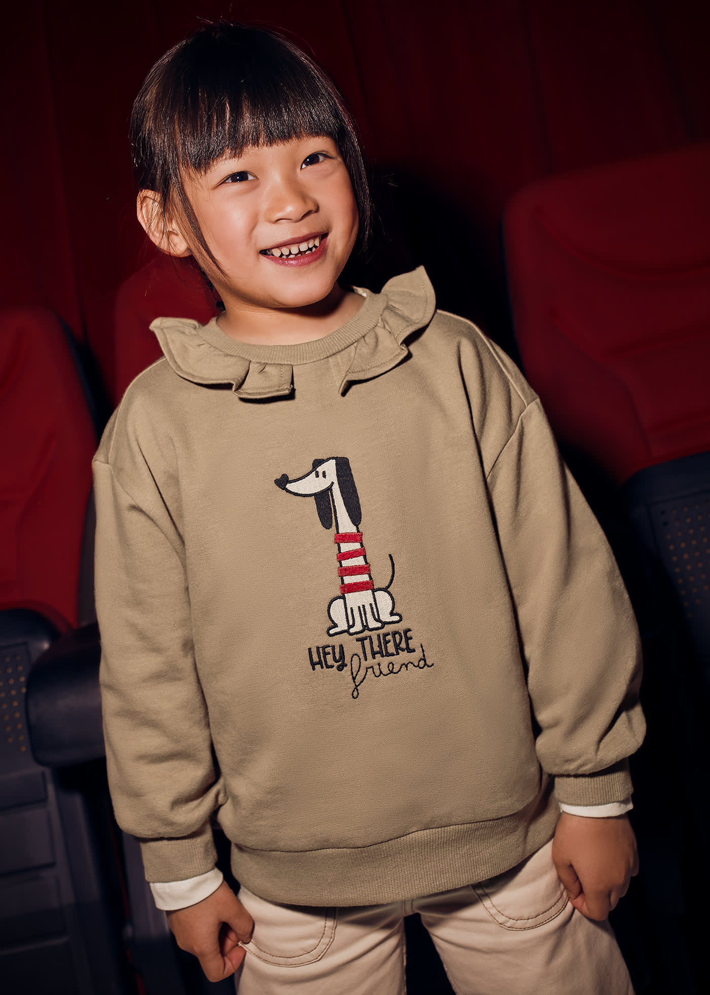 Sudadera cuello volante niña