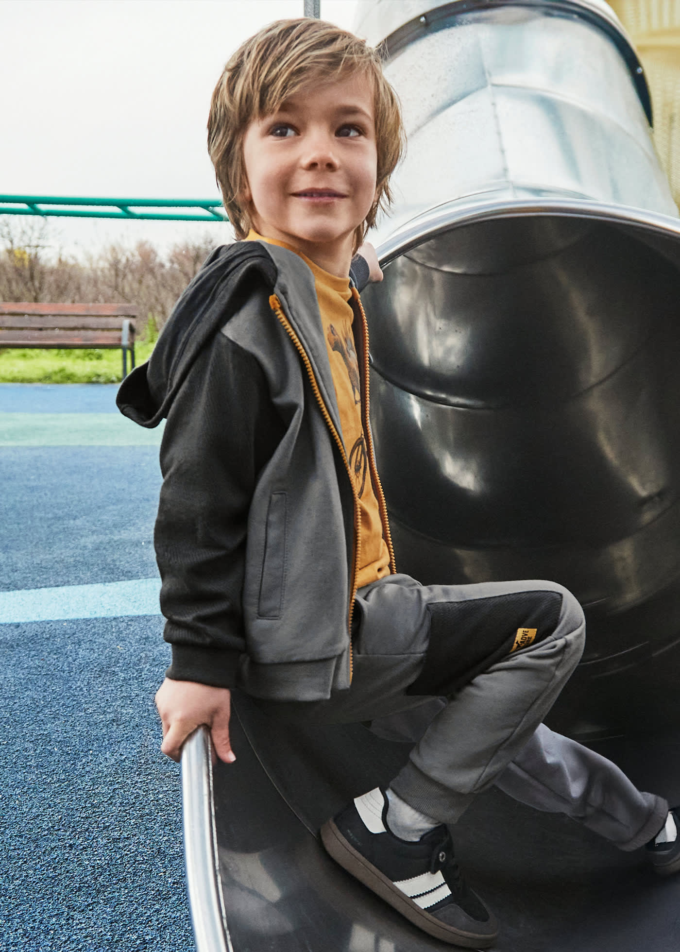 Boys 2 trouser tracksuit set