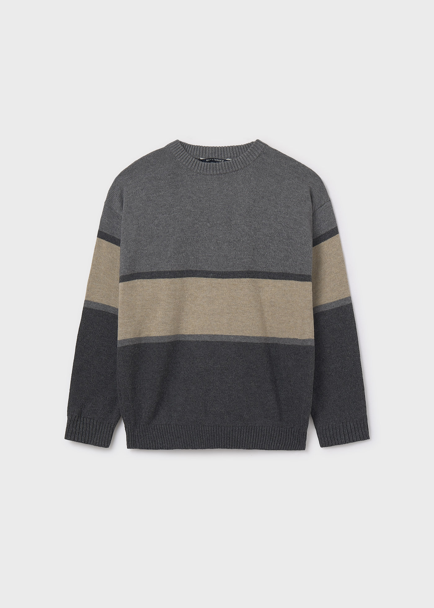 Пуловер на блокове за момче