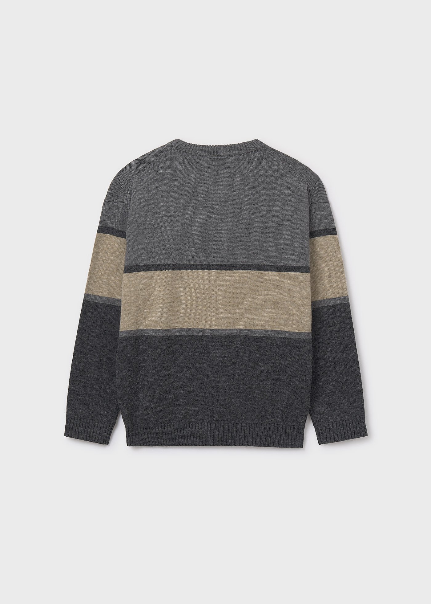 Пуловер на блокове за момче