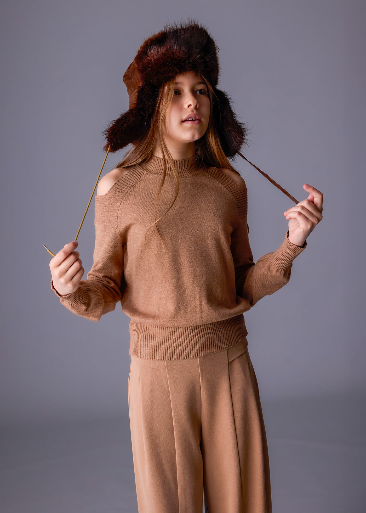 Girls open shoulder jumper