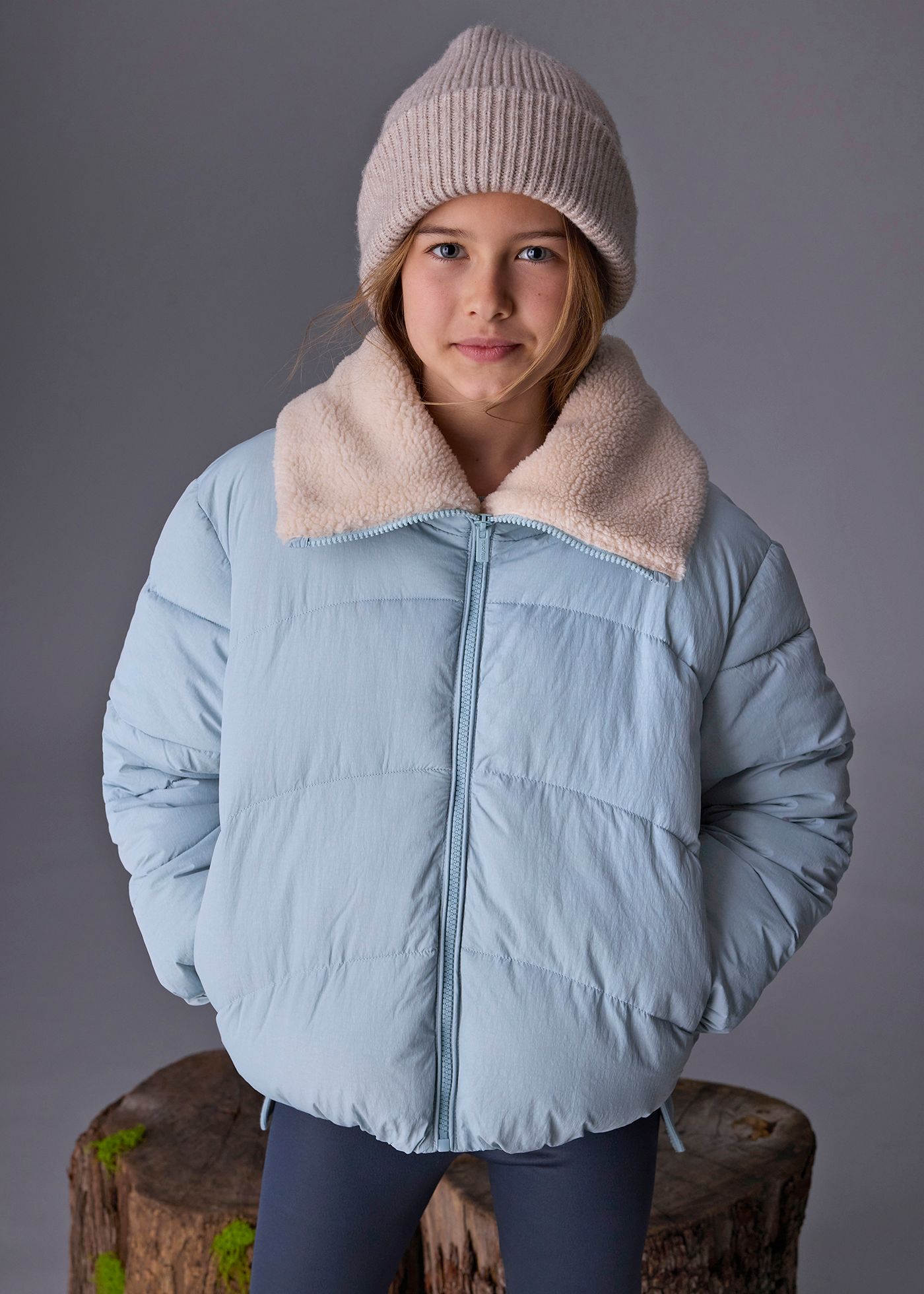 Girls coat with sheep skin collar