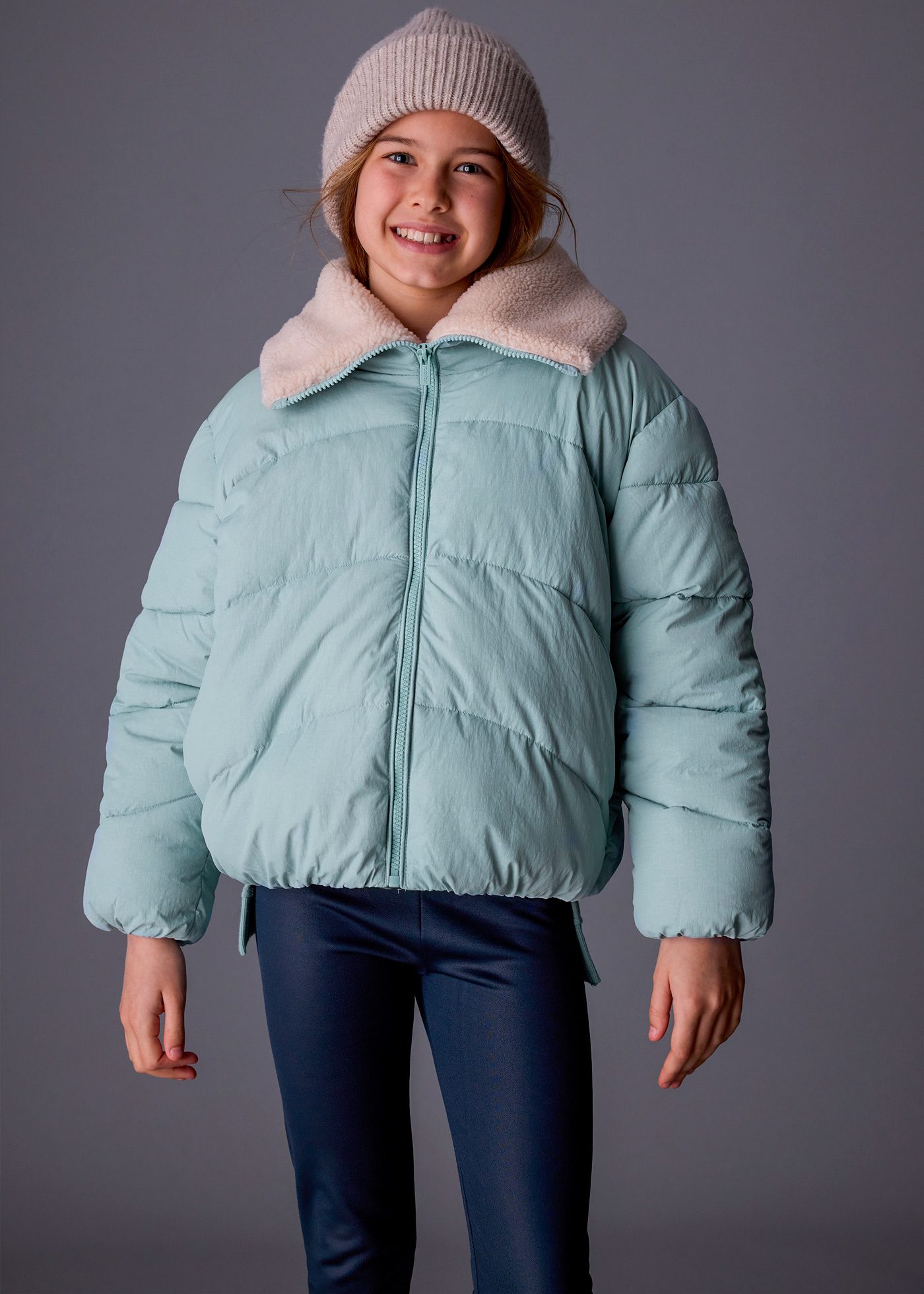 Geaca cu guler din blana fata