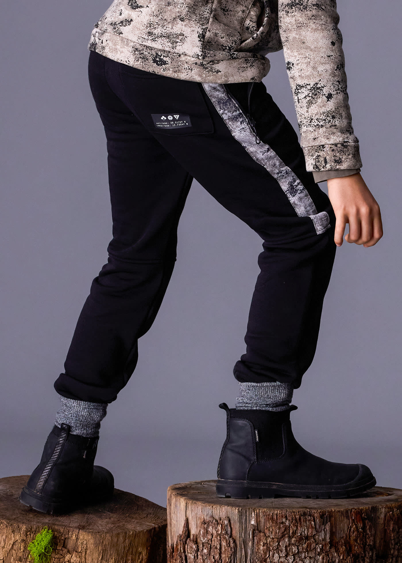 Pantalone sportivo contrasto ragazzo