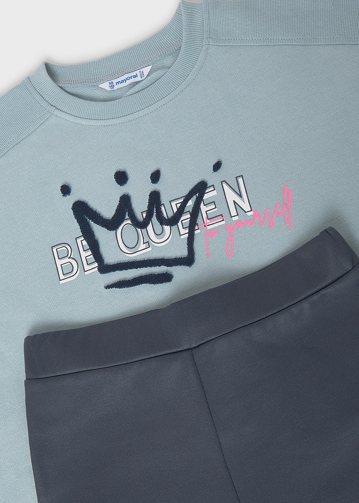 Комплект клин и суичър с релефен мотив за момиче