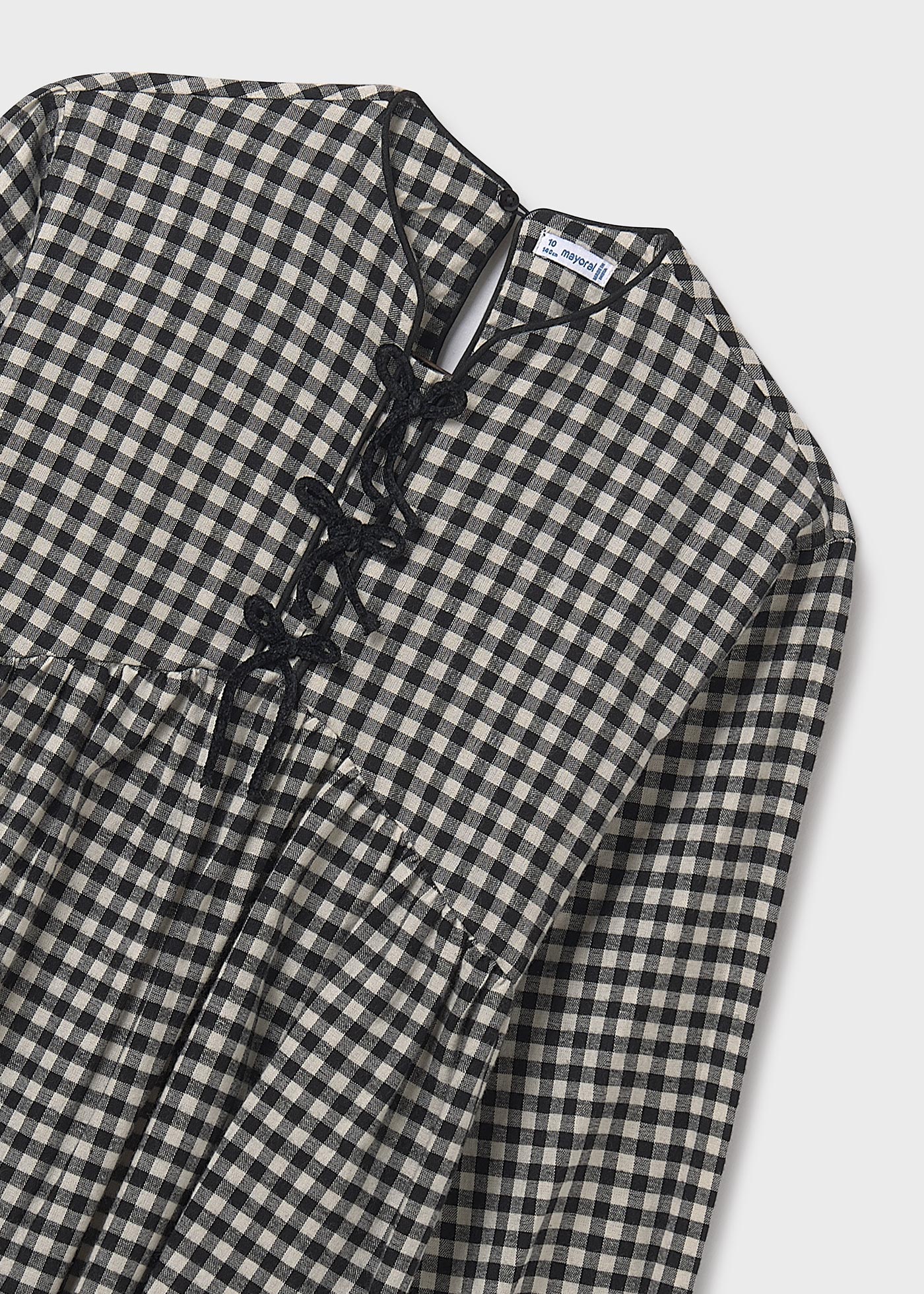 Rochie cu fundite fata Rochie cu fundite fata