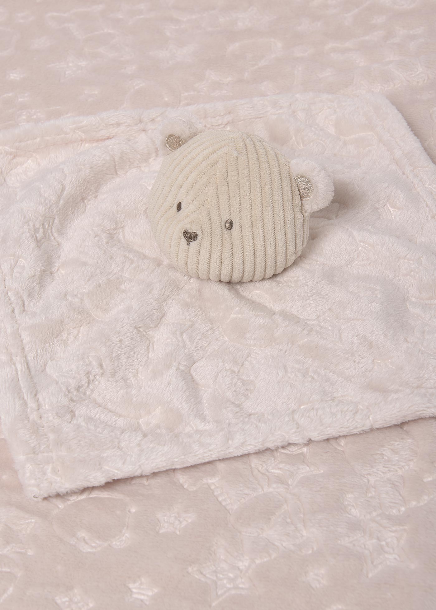 Baby blanket and dummy