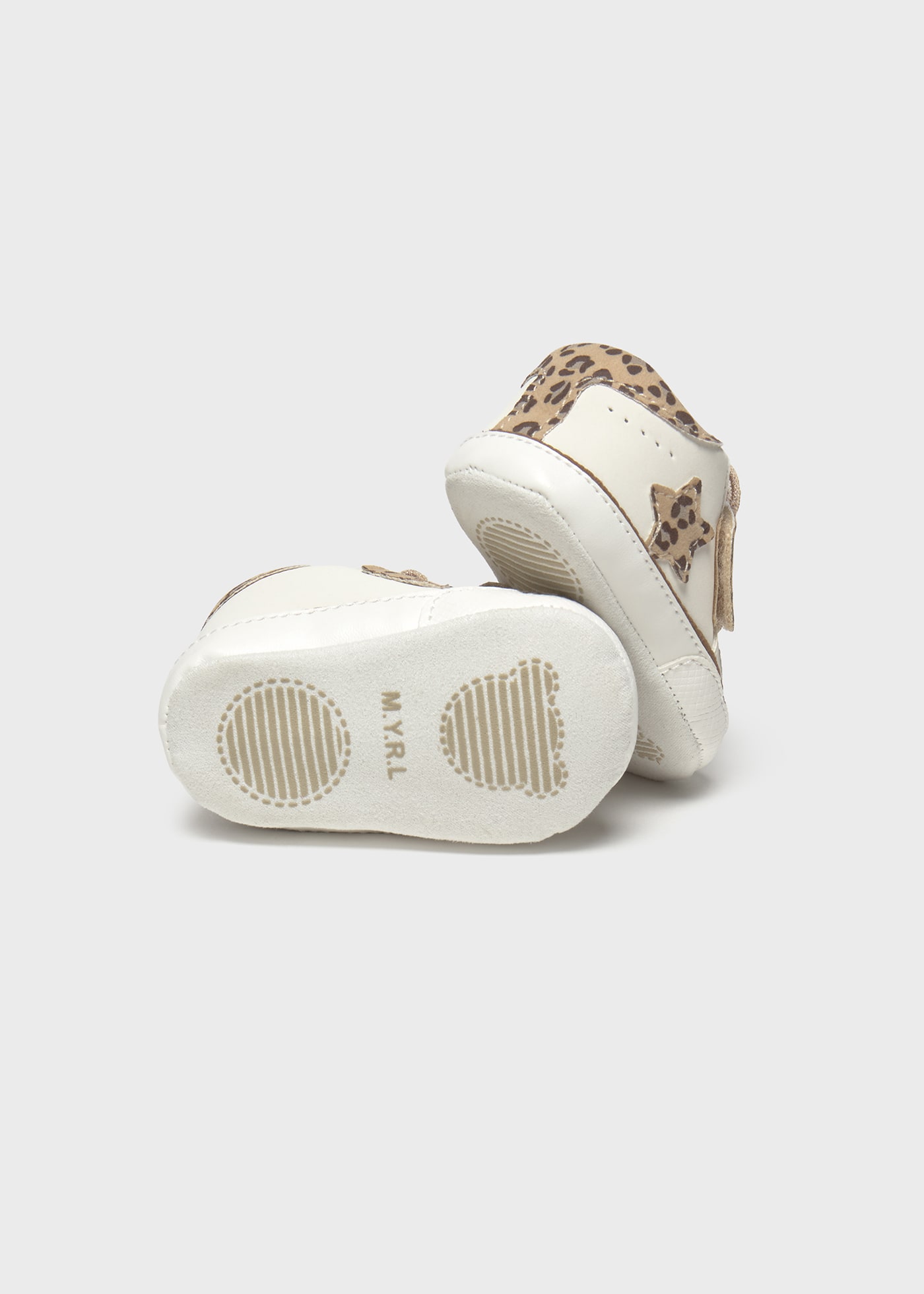 Baskets nouveau-né