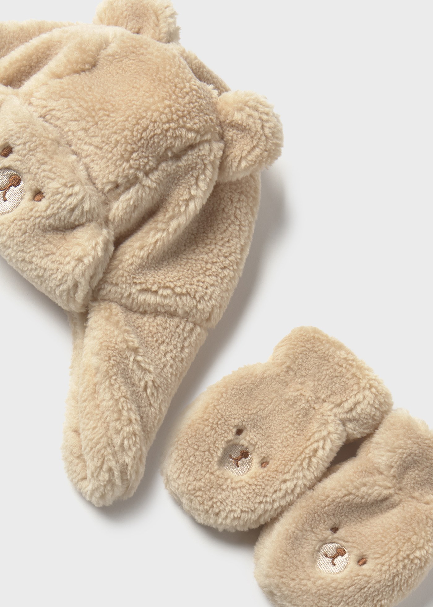 Baby Hat and Mittens Set with Bear