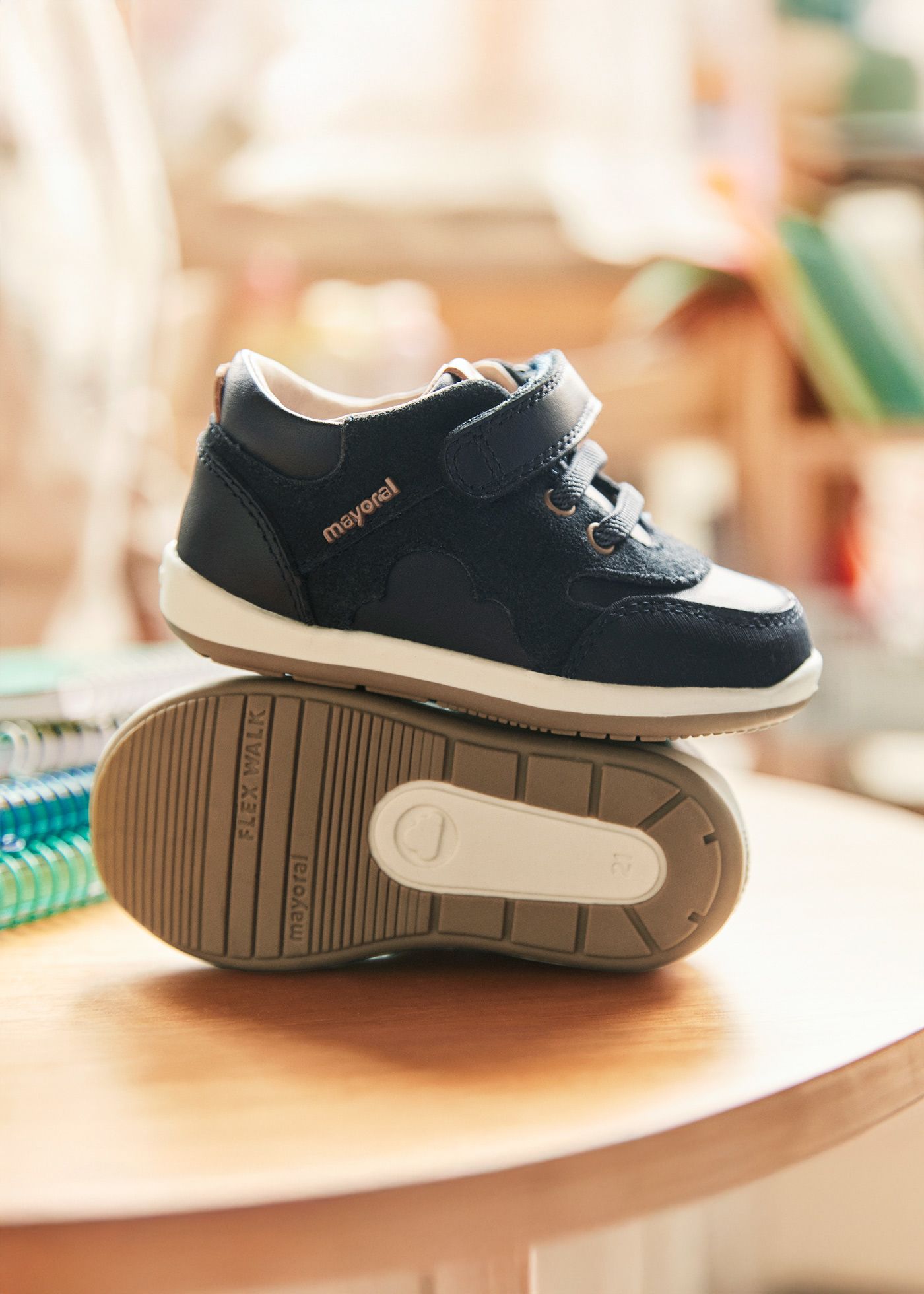 Baby smart shoe