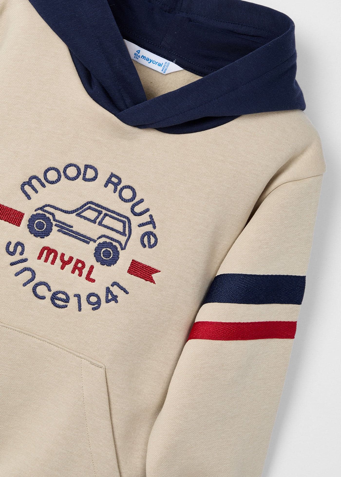 Sudadera capucha bordado niño