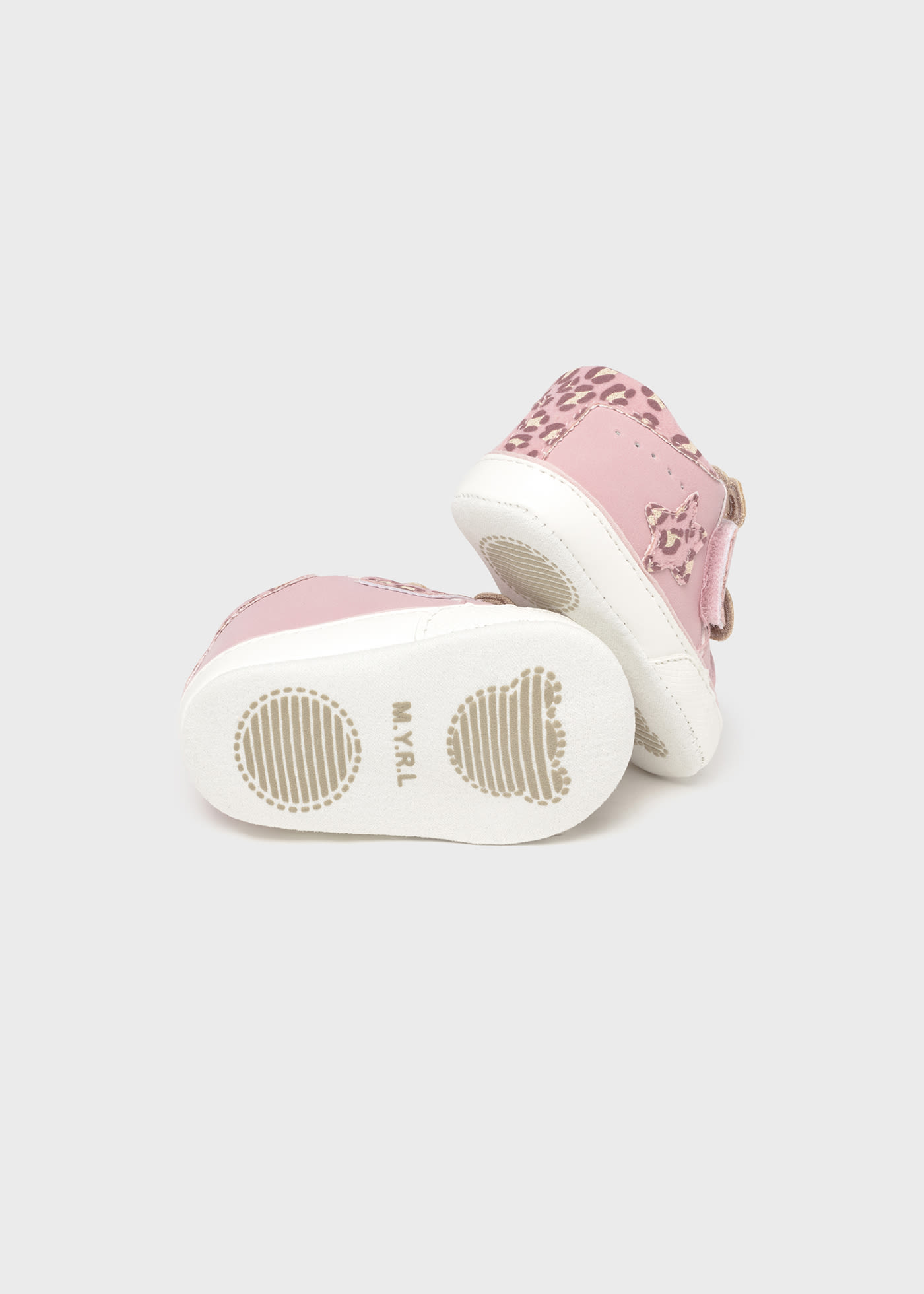Newborn girl trainers