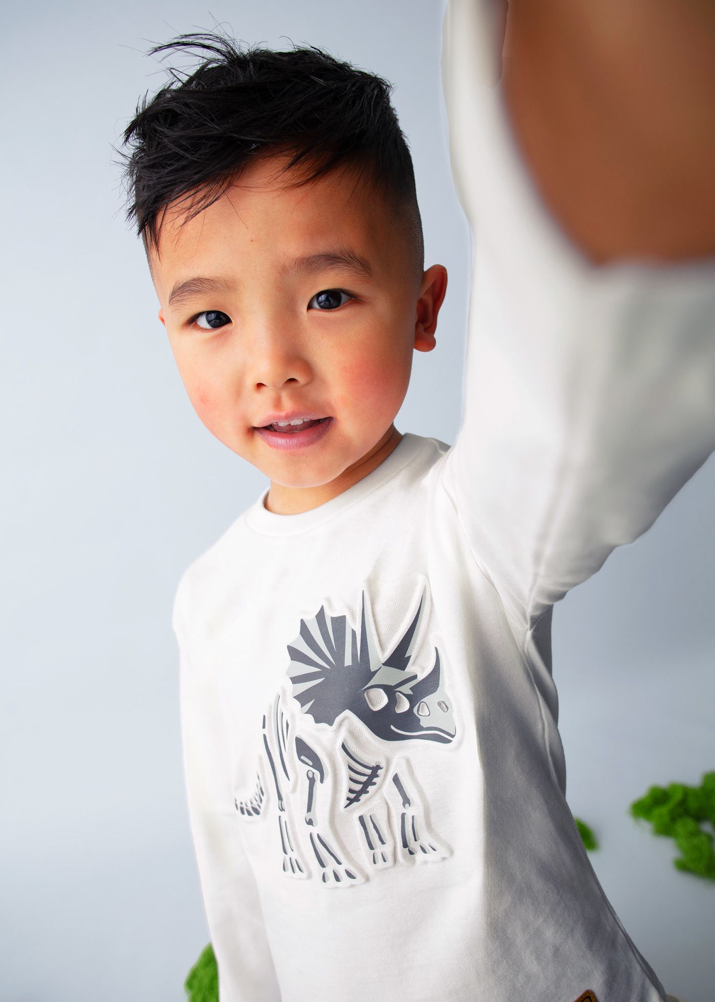 Boys long sleeved interactive dinosaur shirt
