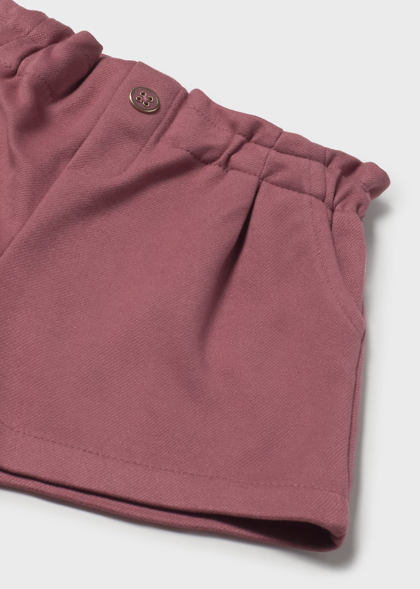 Baby shorts with pockets