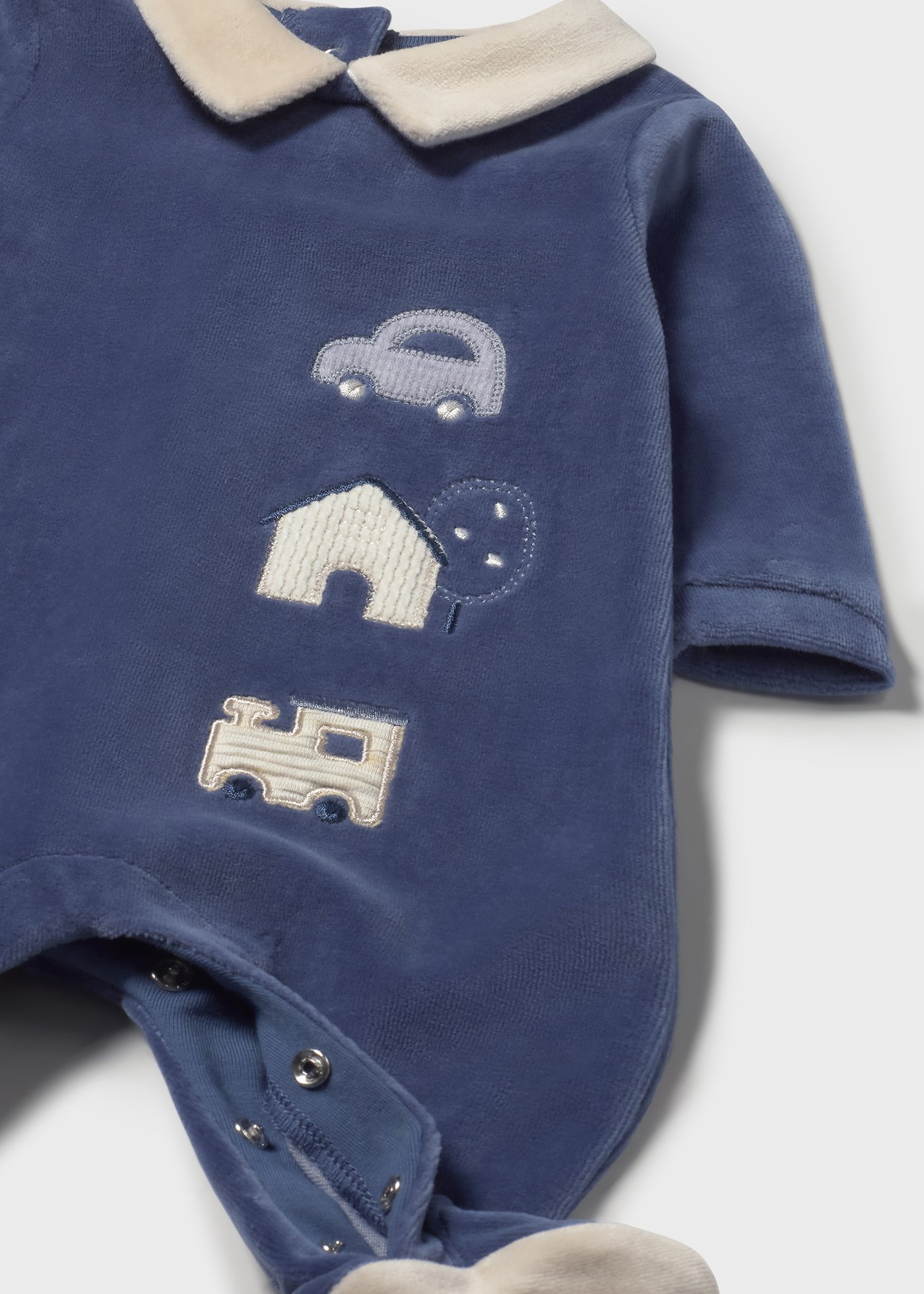 Śpioszki welurowe z kołnierzykiem dla noworodka Śpioszki welurowe z kołnierzykiem dla noworodka