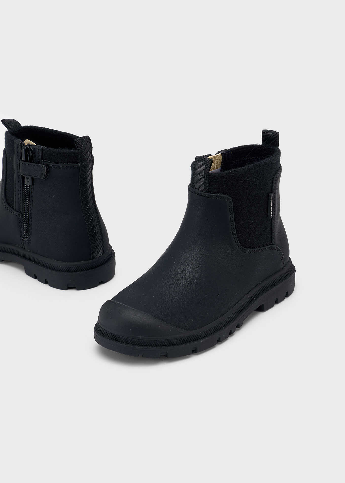 Botins menino