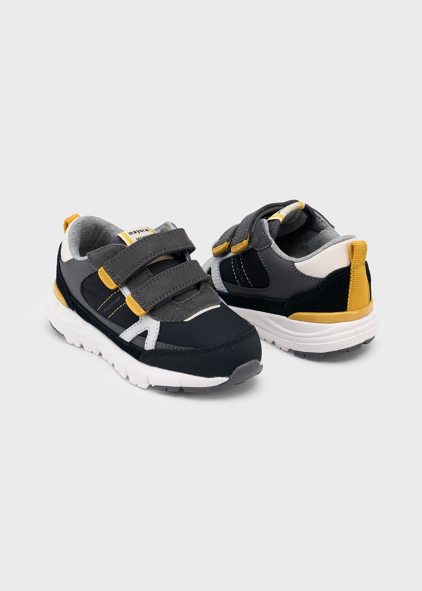 Buty sportowe łączone dla dziewczynki i chłopca Buty sportowe łączone dla dziewczynki i chłopca