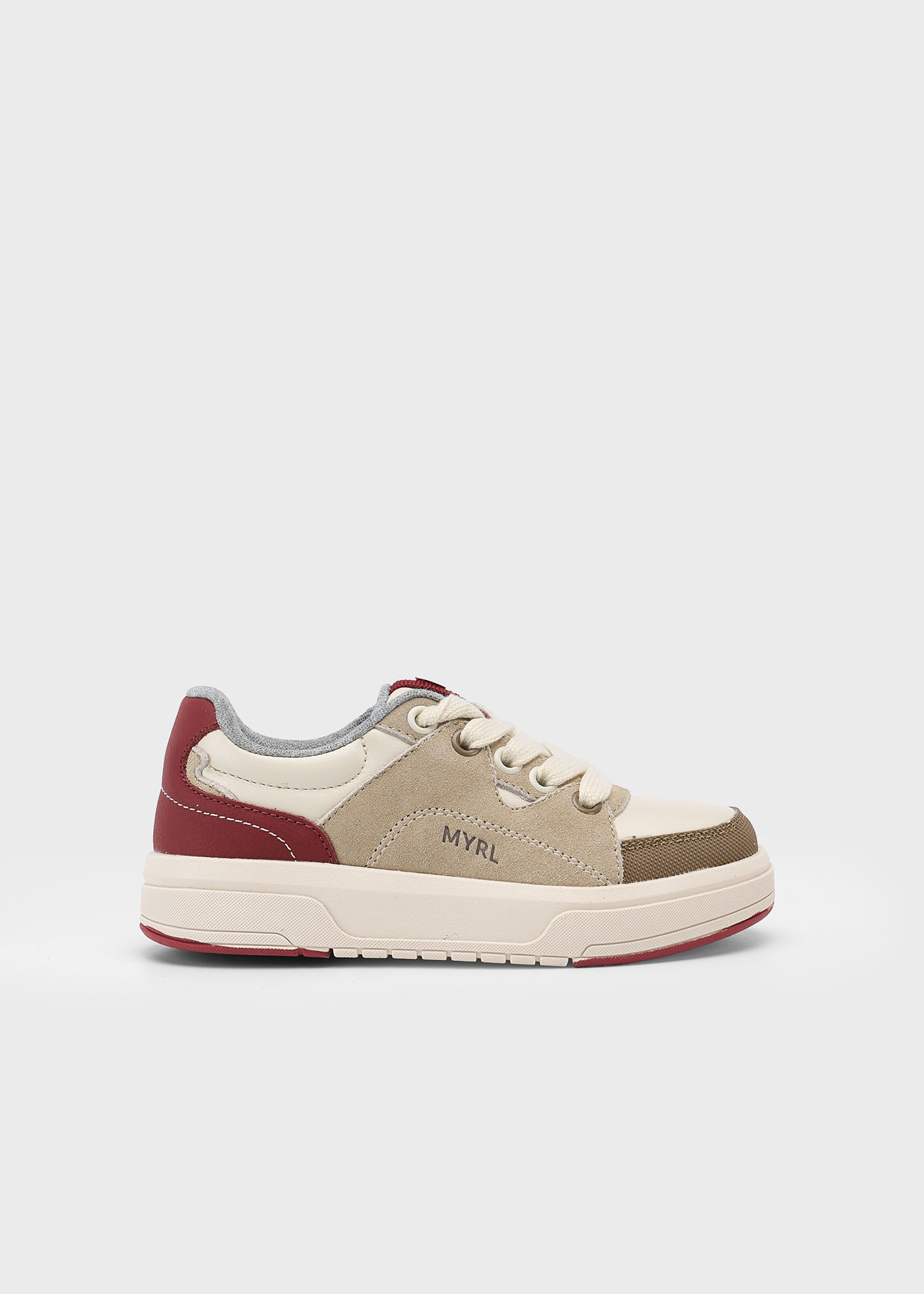 Boys trainer