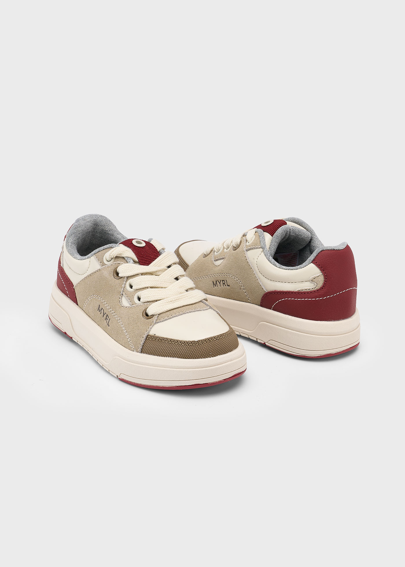 Boys trainer