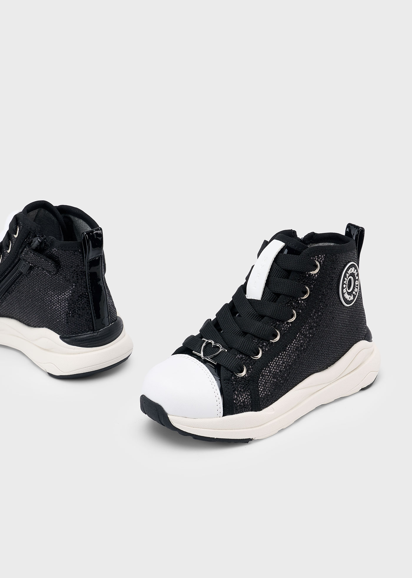 Girls sparkly sport shoe