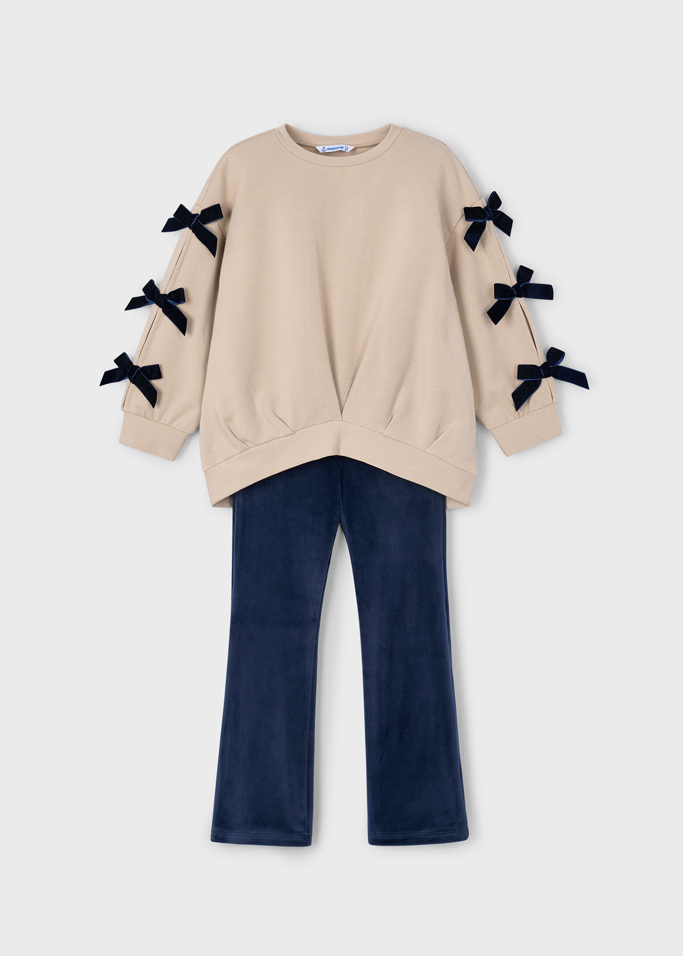 Girls legging and bow jumper set