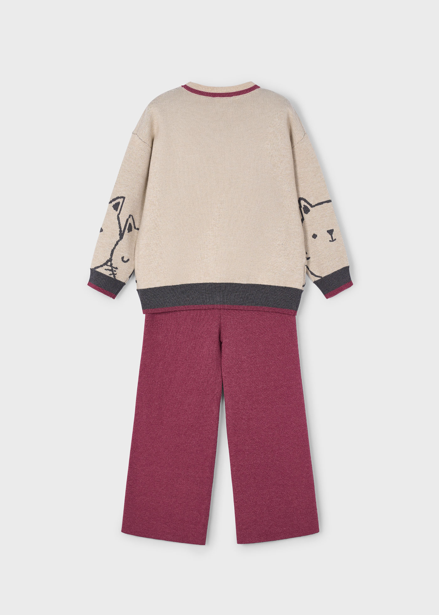 Conjunto calças e camisola estampada menina