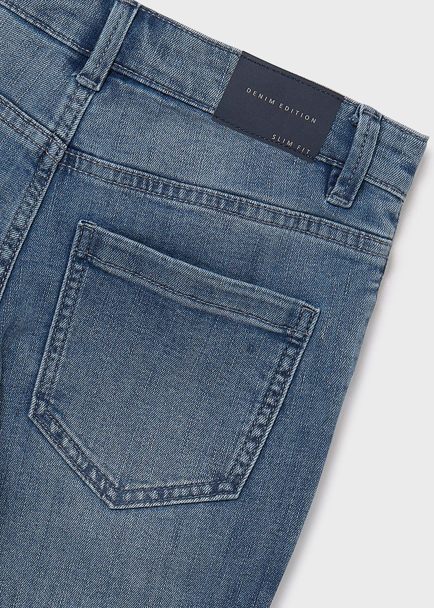 Unisex Basic Fitted Jeans
