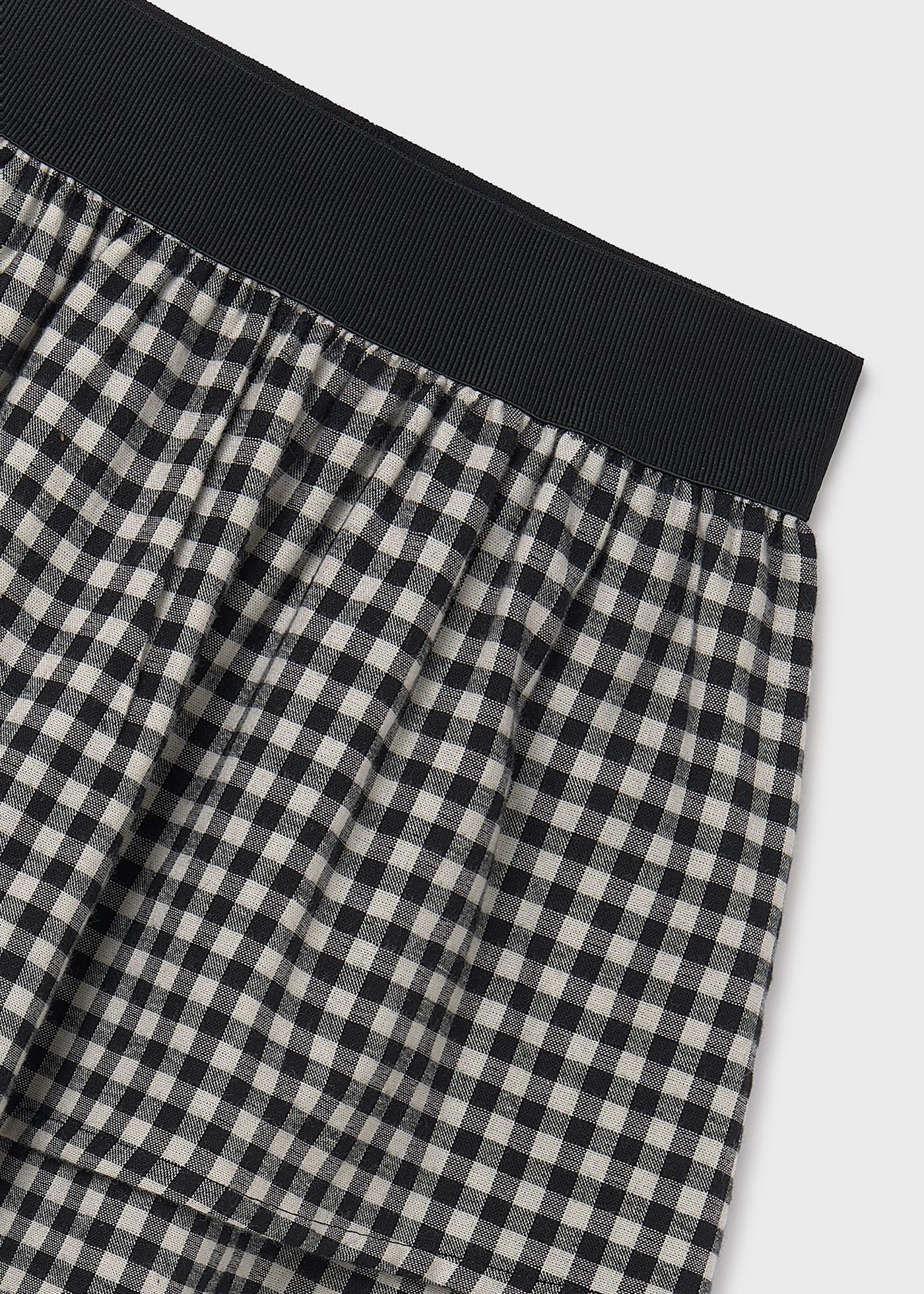 Girls ruffle skirt