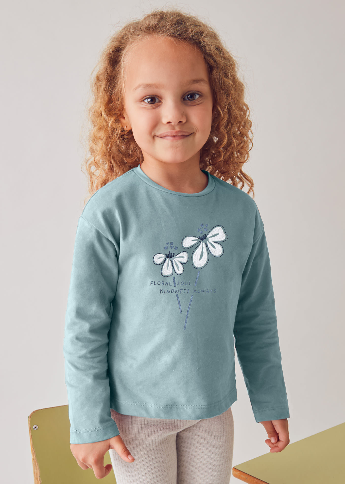 Girl Basic Flower T-Shirt