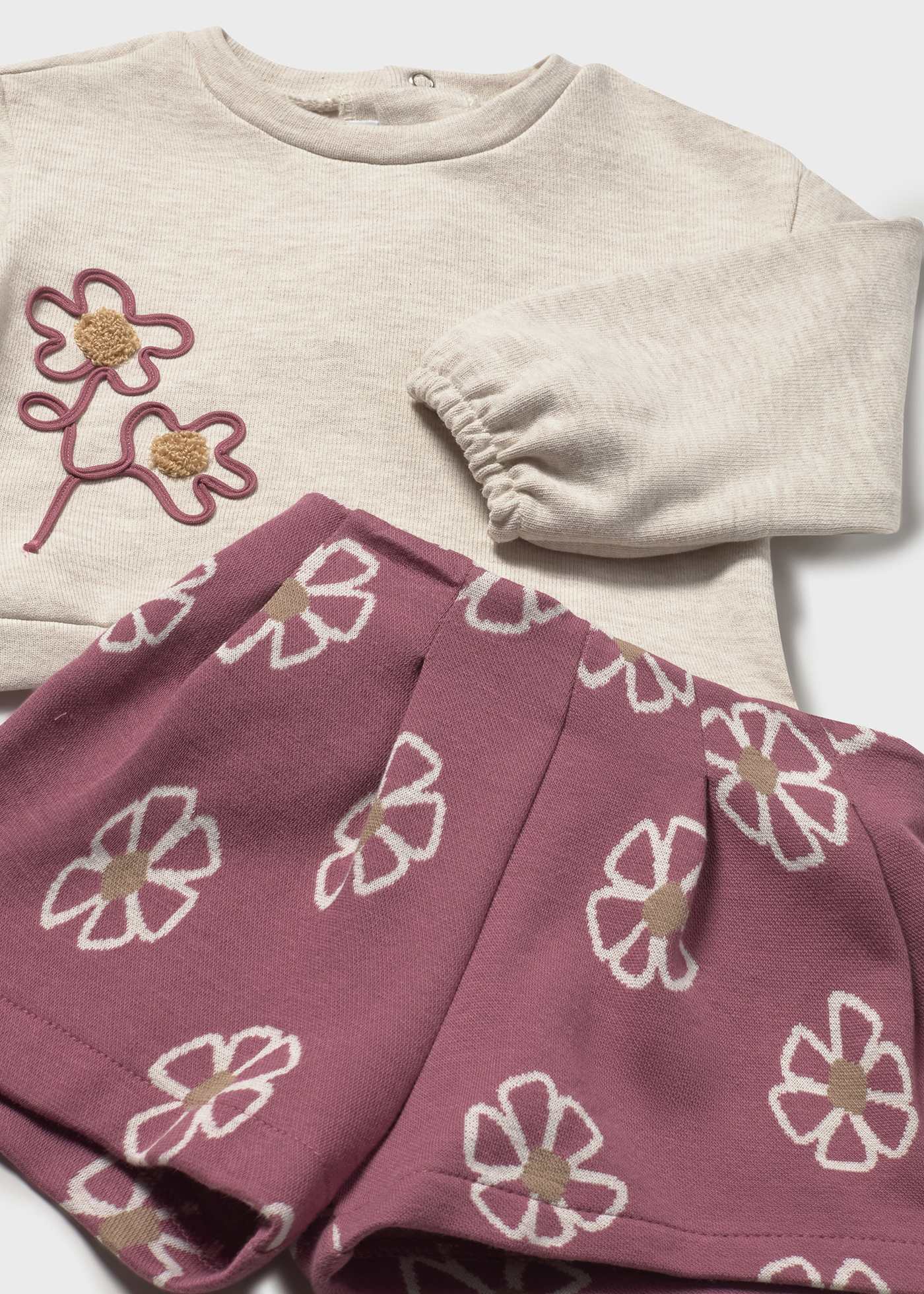 Conjunto short flores bebé