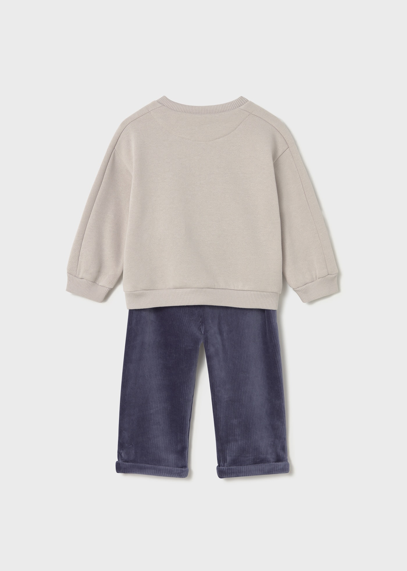 Set cu pantaloni si bluza sport bebe