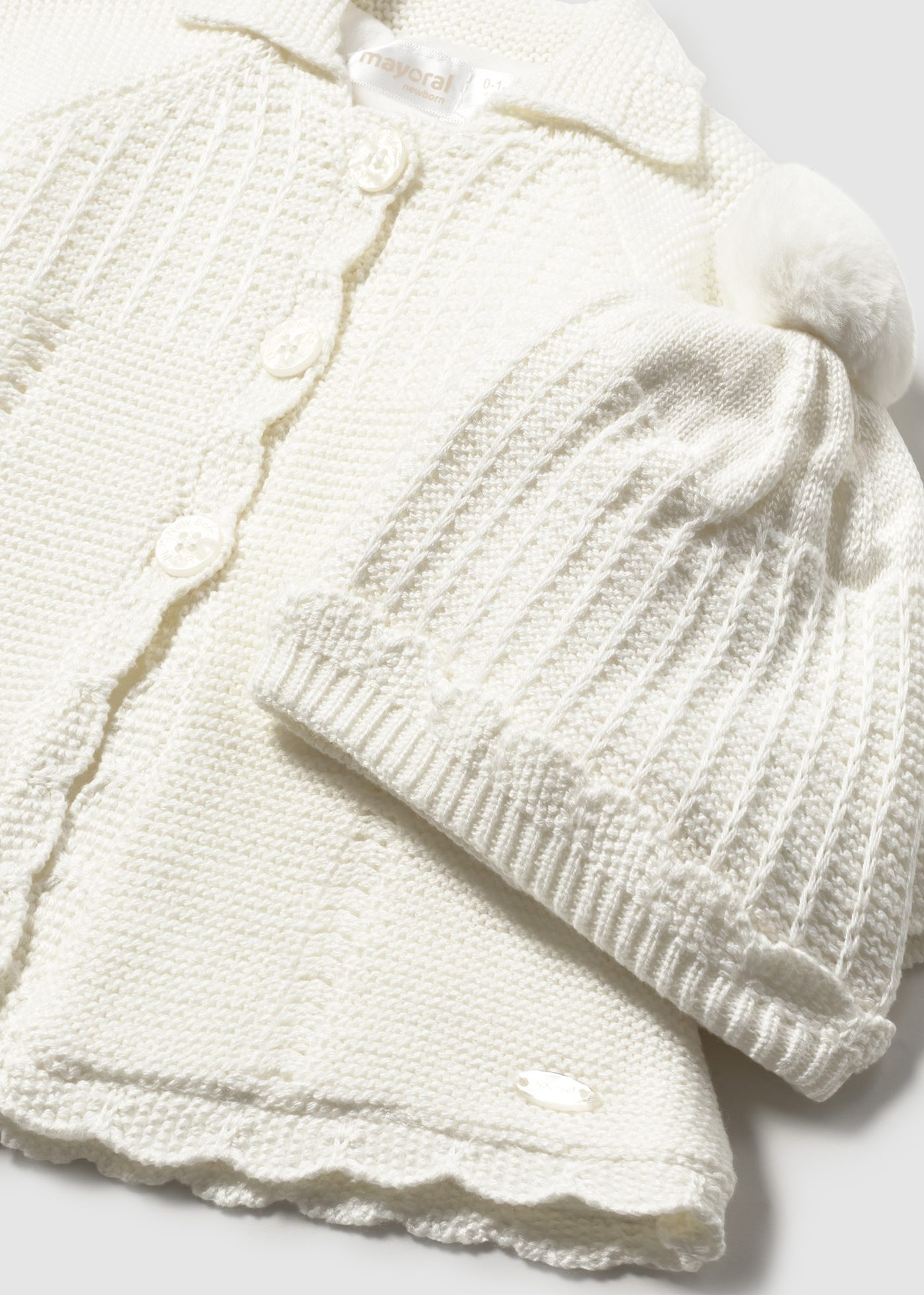 Casaco tricô com gorro recém nascida
